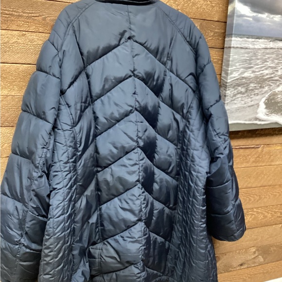 Liz Claiborne Quilted Puffer Coat – Navy Blue – Women’s 5X - Picture 4 of 5